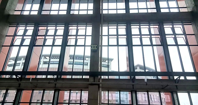 浮法玻璃新技术国家重点实验室二期项目电动排烟窗工程完工